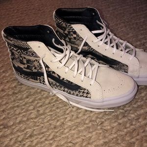 Vans Sk8-Hi Slim Size 9.5 LIKE NEW
